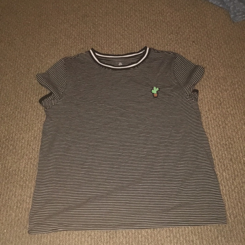striped t shirt